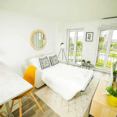 Angel Flat 포르투